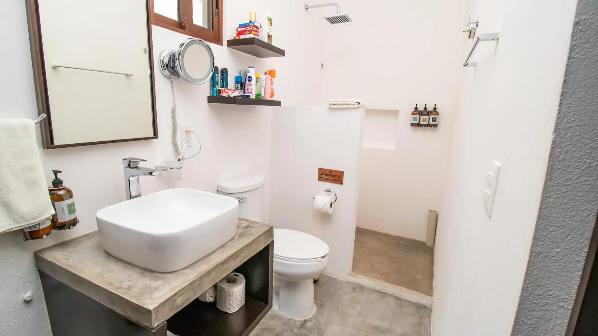 Hau Holbox, Oceanfront Boutique Hotel