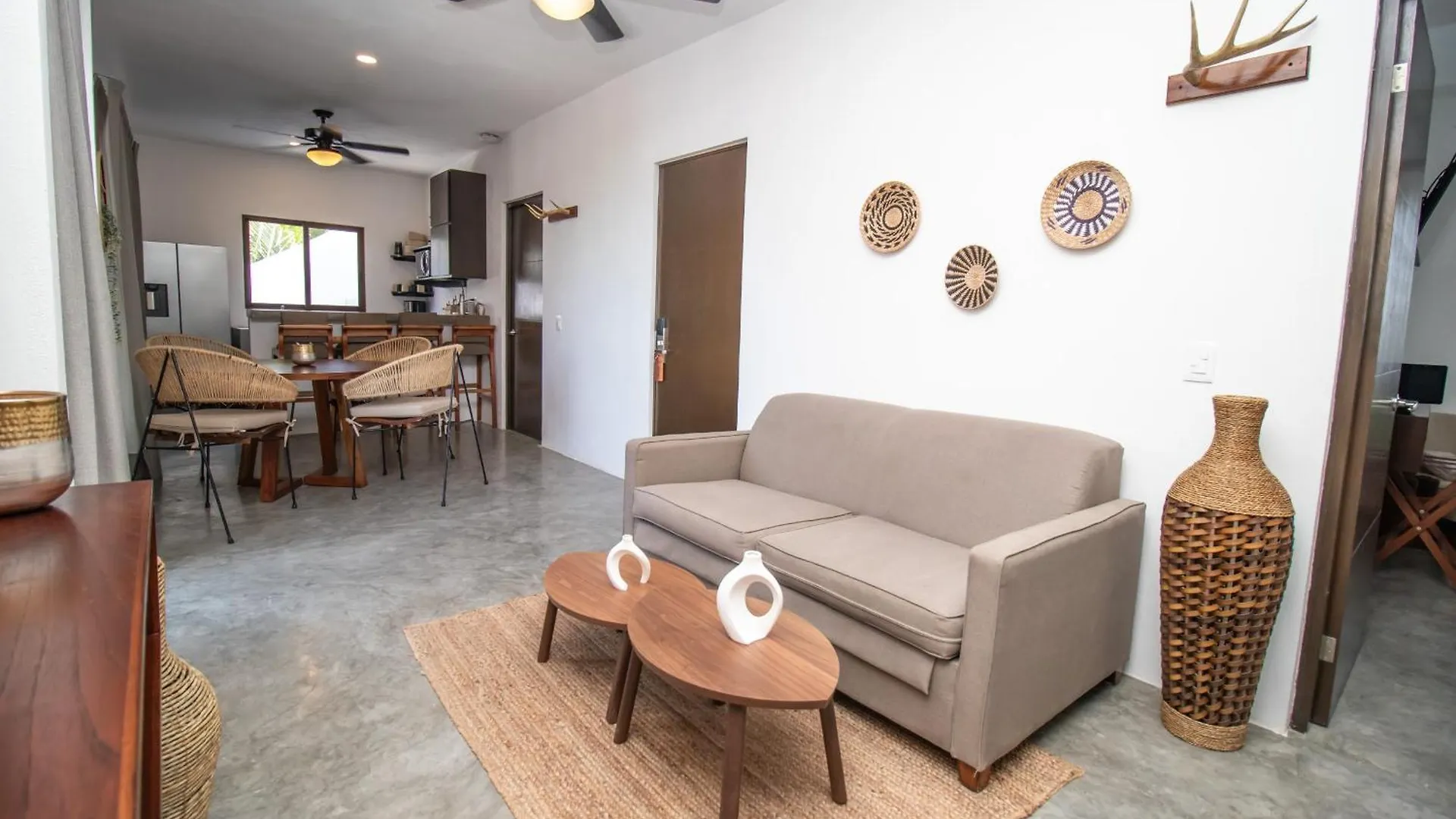 Hau Holbox, Oceanfront Boutique Hotel