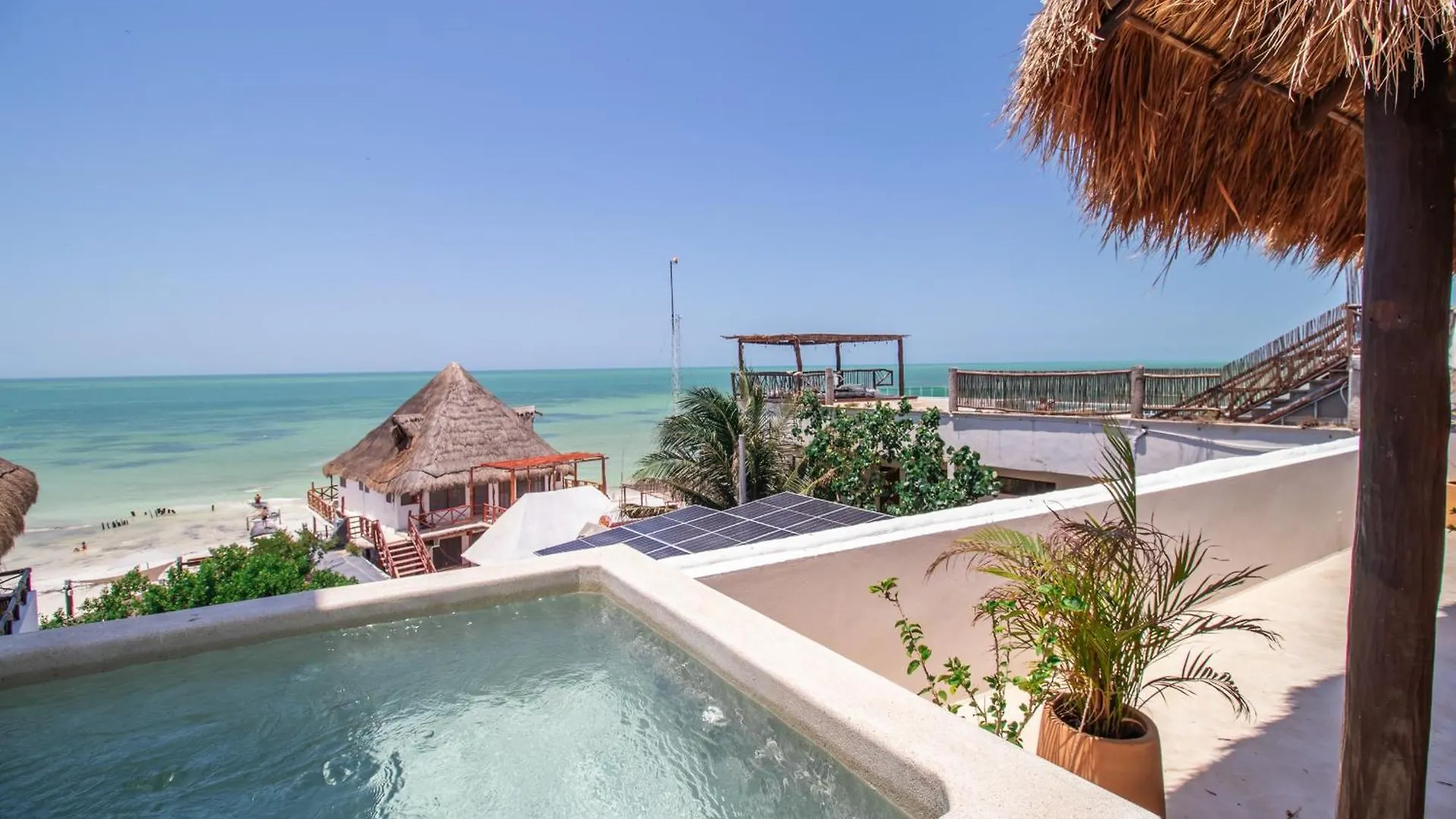 Hau Holbox, Oceanfront Boutique Hotel
